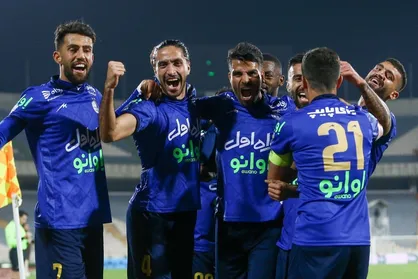 جدول رده بندی لیگ برتر فوتبال ایران بعد از برد استقلال چگونه است؟ + عکس