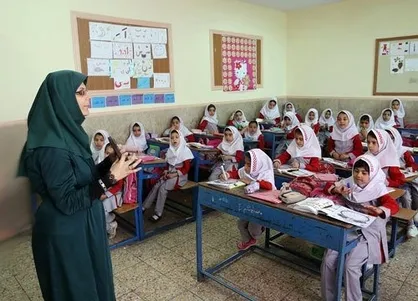 آموزش مجازی باعث افت تحصیلی ۶۰ درصدی دانش آموزان شد / چاره&zwnj;ای جز بازگشایی مدارس نداریم