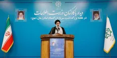 رئیسی: همانطور که گروهک‌های ضد انقلاب را به زباله‌دان تاریخ سپردید دست مفسدان را قطع کنید