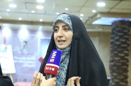 حساب آشوب&zwnj;گرانی که اموال عمومی را تخریب کردند از مردم جداست/ ایرانی باغیرت به پرچم کشورش توهین نمی&zwnj;کند