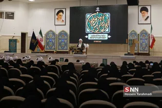 حضرت آيت الله العظمي مکارم شيرازي