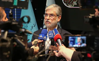 وزیر علوم: آمار مشخصی از اساتید اخراجی نداریم، اما شکایاتی دست ما رسیده؛ باید بررسی شود+فیلم