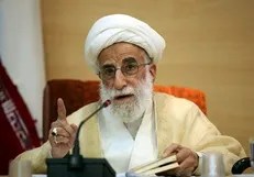 آیت‌الله جنتی: ادعای مبارزه با تروریسم توسط حامیان منافقین مضحک است