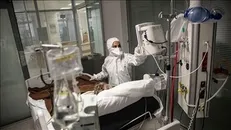 شناسایی بیش از ۲۰۸ میلیون و ۷۰۰ هزار بیمار کووید در جهان