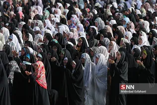  اقامه نماز عید فطر به امامت رهبر معظم انقلاب