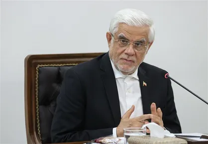 عارف:آنان که سوخت هواپیما به ما نمی&zwnj;فروختند، پای میز مذاکره آمده&zwnj;اند