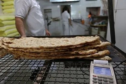 نرخ جدید نان سنگک و تافتون در قم اعلام شد