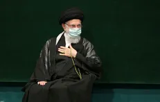 پخش زنده عزاداری دانشجویان در محضر رهبر انقلاب از تلویزیون اینترنتی خبرگزاری دانشجو