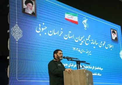 بسیجیان بازکننده گره&zwnj;های کور کشور هستند/ اقتصاد مقاومتی نسخه شفابخش ولایت فقیه