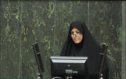 جای معلمان در اسنپ و مسافرکشی نیست