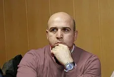 سلطانی‌زاده: فشار فروش در بازار ارز بیشتر شد/ پیش‌بینی روند قیمت دلار در روزهای آینده