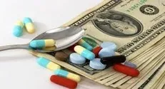 شرایط دارو بحرانی نیست/ واردات داروی ترکیه‌ای نداریم