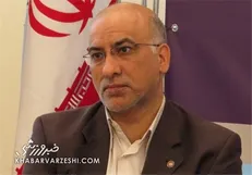 فرهاد مجیدی بی‌اخلاقی کاملی مرتکب شد؛ از او شکایت می‌کنیم