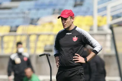 گل&zwnj;محمدی: نگران قهرمانی پرسپولیس هستند نه سلامتی بازیکنان! / باشگاه از حق ما دفاع کند + عکس