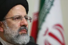 رئیسی: فضای امروز کشور فضای مبارزه با فساد است / بهترین راه برای مصون‌سازی جامعه اقامه نماز است