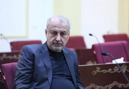 درویش: عالیشاه نباید کاری می&zwnj;کرد که اخراج شود