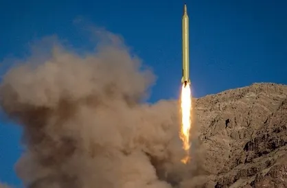شلیک موشک&zwnj;های بالستیک سپاه به عمق اقیانوس هند