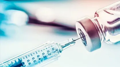اعلام آمادگی ۲۷۰۰۰ نفر برای تست انسانی واکسن کرونای ایرانی