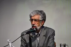 برای اداره کشور باید توجه اصلی‌مان به جوانان باشد