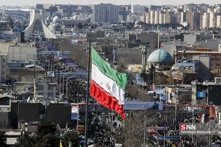 راهپیمایی 22 بهمن در تهران