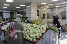 افتتاح ۴ بازار تره‌بار در تهران/ برنامه‌ریزی برای ساخت ۴۰ بازار جدید تا پایان سال