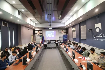 نشست بررسی و تحلیل برنامه محفل در دانشگاه صدا و سیما