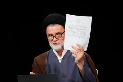 حجت الاسلام نبویان: طبق متن توافق همه چیز از دست ایران خارج خواهد شد + فیلم