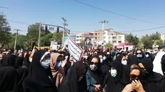 جمعی از مردم شهرکرد در تجمعی خواستار برطرف شدن مشکل آب شرب شدند