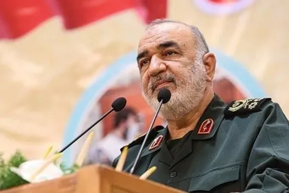 تقدیر فرمانده کل سپاه از اقدامات مرکز وکلا در برگزاری دادگاه&zwnj;های قربانیان ترور