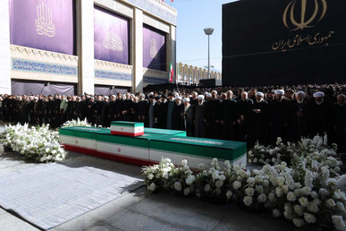 پیکر رهبر شهید از جمکران تا حرم حضرت معصومه تشییع می‌شود
