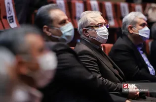 رونمایی از نمونه فرآورده واکسن کرونا «کووپارس»