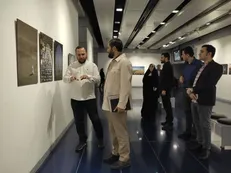 «دور خدا بگرد» در گالری پردیس ملت افتتاح شد