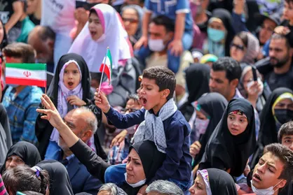 نکاتی در باب پروژه بزرگ &laquo;سلام فرمانده&raquo;