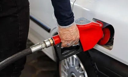 واریز سهمیه بنزین دی&zwnj;؛ امشب ساعت ۲۴