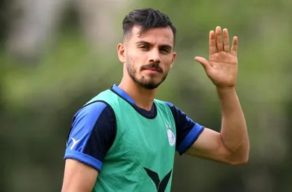 جلالی به بازی استقلال مقابل النصر رسید