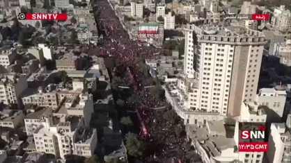 اینجا دوربین هم از ثبت حضور میلیونی مردم در مراسم تشییع رهبر شهید کم می&zwnj;آورد