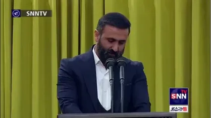 لحظاتی از مداحی عباس طهماسب&zwnj;پور در دیدار مداحان و شاعران اهل بیت (ع) با رهبر انقلاب