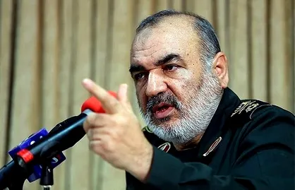 سردار سلامی: در برخی علوم در حال سبقت از آمریکا هستیم/ ترامپ غرب را به افول می&zwnj;برد