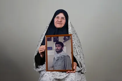 آغاز پخش فصل سوم &laquo;رخ مادر&raquo; از امشب/ روایت زندگی شهدا از زبان مادرانشان + تیزر