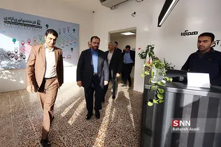 بازدید معاون پارلمانی رئیس جمهور از کارخانه نوآوری آزادی