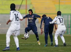 تساوی ناباورانه مدافع عنوان قهرمانی