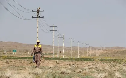 برق&zwnj;رسانی بنیاد برکت به ۱۱۰ روستای محروم
