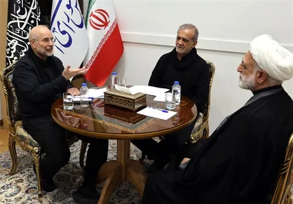 نامه ۱۰۰۰ نفر از نخبگان سلامت کشور به سران قوا؛ پاسخ قاطع به بیانیه اقتصادی ۱۸۰ نفره