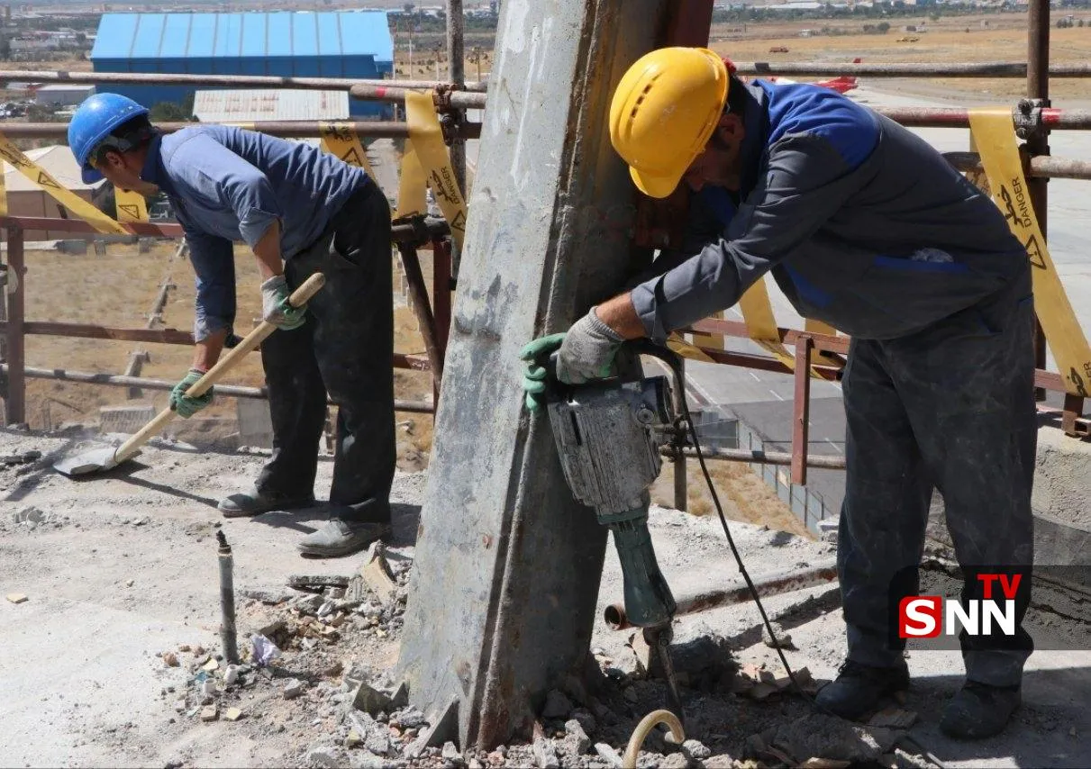 32