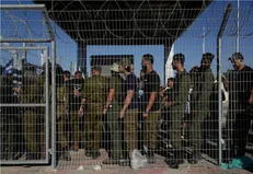۲۵۰ فلسطینی که بیش از ۲۰ سال در زندان به سر می‌برند هنوز در اسارت رژیم صهیونیستی هستند