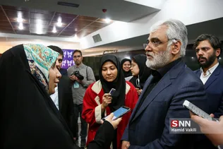  محمدمهدی طهرانچی رئیس دانشگاه آزاد اسلامی در جمع خبرنگاران 