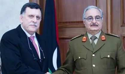 سفر خلیفه حفتر و فایز السراج به مسکو برای آتش&zwnj;بس