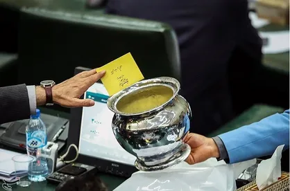 بررسی طرح &laquo;شفافیت آرای نمایندگان&raquo; امروز در فراکسیون انقلاب