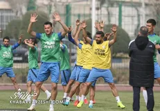 کینه آقای دلال از فرهاد مجیدی/ ۹ بازیکن استقلال تحت قرارداد این فرد با نفوذ هستند!