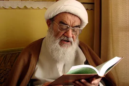 تشکل آرمان دانشگاه صنعتی اصفهان خواستار شفاف&zwnj;سازی هزینه&zwnj;های ساخت حوزه علمیه خیابان حافظ شد